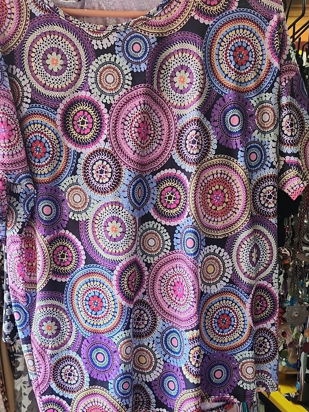 Women's Pink & Purple Circular Print Short Sleeve Tee